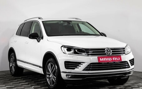 Volkswagen Touareg III, 2017 год, 2 999 000 рублей, 3 фотография