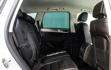 Volkswagen Touareg III, 2017 год, 2 999 000 рублей, 14 фотография