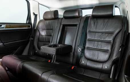 Volkswagen Touareg III, 2017 год, 2 999 000 рублей, 15 фотография