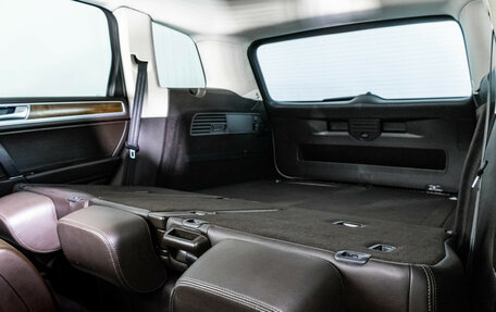 Volkswagen Touareg III, 2017 год, 2 999 000 рублей, 17 фотография