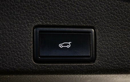 Volkswagen Touareg III, 2017 год, 2 999 000 рублей, 19 фотография