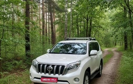 Toyota Land Cruiser Prado 150 рестайлинг 2, 2016 год, 3 329 000 рублей, 1 фотография