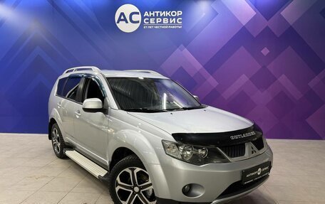 Mitsubishi Outlander III рестайлинг 3, 2008 год, 1 086 000 рублей, 3 фотография