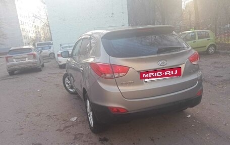 Hyundai ix35 I рестайлинг, 2010 год, 920 000 рублей, 3 фотография