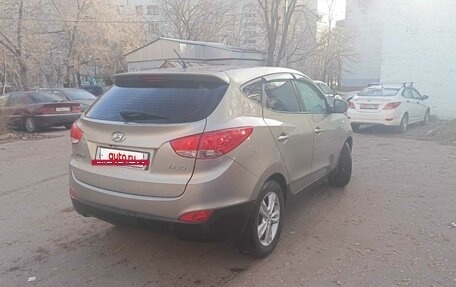 Hyundai ix35 I рестайлинг, 2010 год, 920 000 рублей, 9 фотография