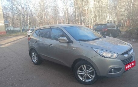 Hyundai ix35 I рестайлинг, 2010 год, 920 000 рублей, 5 фотография