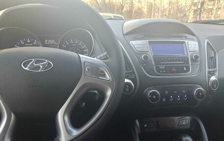 Hyundai ix35 I рестайлинг, 2010 год, 920 000 рублей, 19 фотография