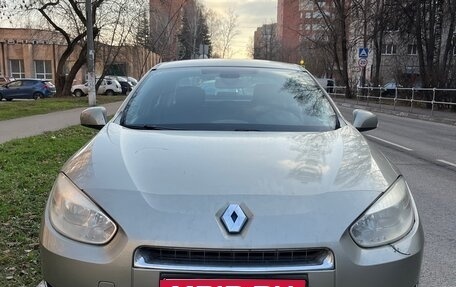 Renault Fluence I, 2012 год, 700 000 рублей, 2 фотография