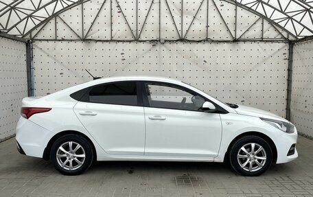 Hyundai Solaris II рестайлинг, 2017 год, 1 115 000 рублей, 9 фотография