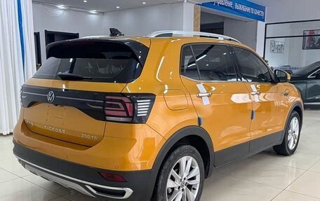 Volkswagen T-Cross I, 2021 год, 1 770 000 рублей, 4 фотография
