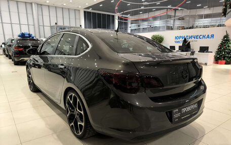 Opel Astra J, 2013 год, 1 099 000 рублей, 11 фотография