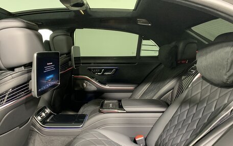 Mercedes-Benz S-Класс, 2024 год, 28 050 000 рублей, 25 фотография