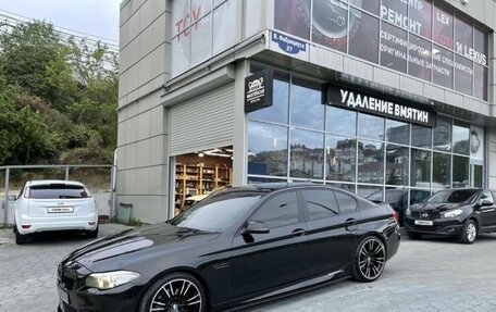 BMW 5 серия, 2014 год, 2 300 000 рублей, 3 фотография