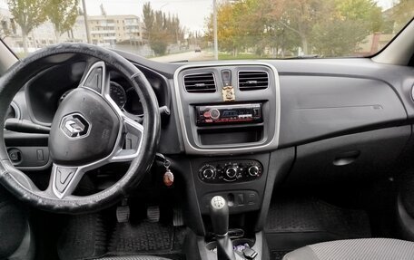 Renault Logan II, 2019 год, 690 000 рублей, 11 фотография