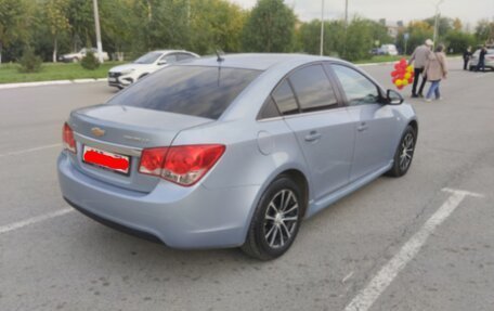 Chevrolet Cruze II, 2011 год, 830 000 рублей, 3 фотография