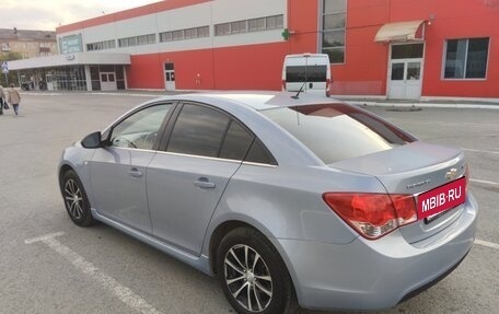 Chevrolet Cruze II, 2011 год, 830 000 рублей, 9 фотография