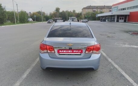 Chevrolet Cruze II, 2011 год, 830 000 рублей, 10 фотография