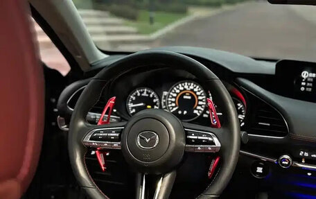 Mazda 3, 2023 год, 2 047 000 рублей, 9 фотография