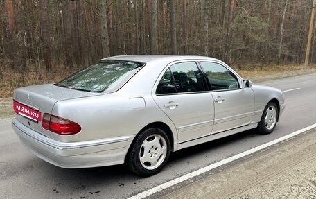 Mercedes-Benz E-Класс, 2001 год, 650 000 рублей, 5 фотография