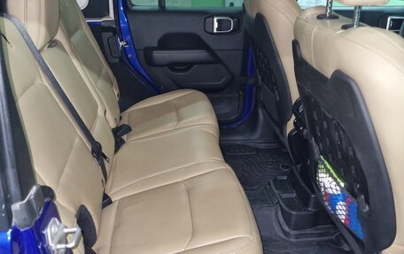 Jeep Wrangler, 2018 год, 4 700 000 рублей, 10 фотография