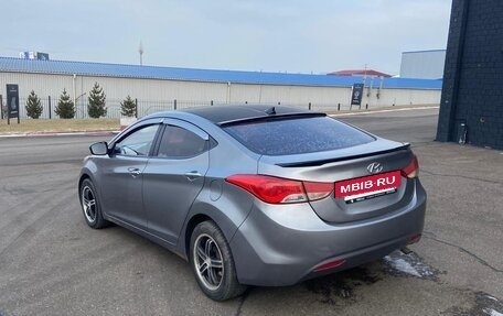 Hyundai Avante, 2011 год, 990 000 рублей, 3 фотография