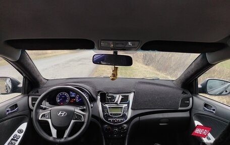 Hyundai Solaris II рестайлинг, 2014 год, 900 000 рублей, 9 фотография