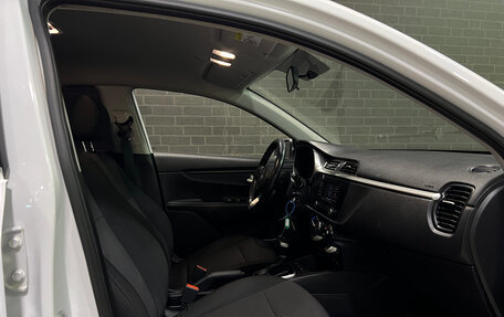 KIA Rio IV, 2021 год, 1 410 000 рублей, 11 фотография