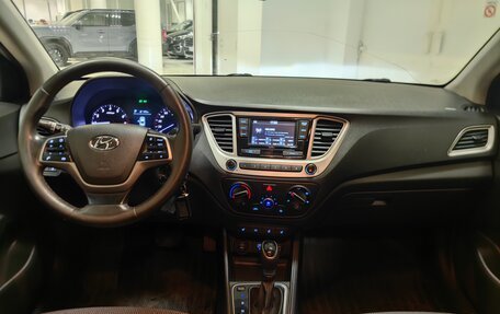 Hyundai Solaris II рестайлинг, 2019 год, 1 049 000 рублей, 11 фотография