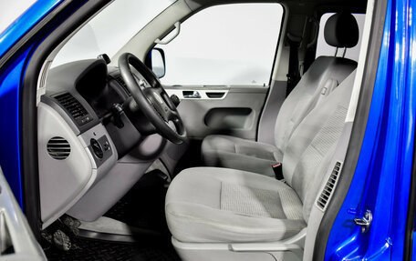 Volkswagen Multivan T5, 2004 год, 1 099 000 рублей, 10 фотография