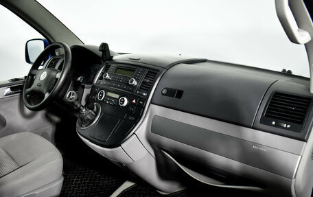 Volkswagen Multivan T5, 2004 год, 1 099 000 рублей, 14 фотография