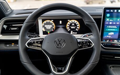 Volkswagen Teramont, 2025 год, 6 900 000 рублей, 14 фотография