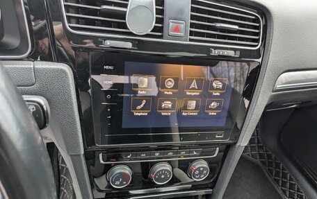 Volkswagen Golf VII, 2019 год, 2 100 000 рублей, 2 фотография