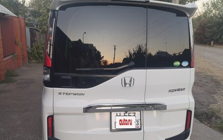 Honda Stepwgn IV, 2020 год, 2 490 000 рублей, 4 фотография