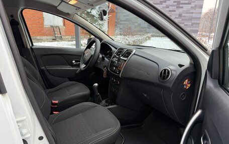 Renault Logan II, 2014 год, 645 000 рублей, 13 фотография