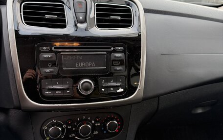 Renault Logan II, 2014 год, 645 000 рублей, 17 фотография