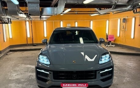 Porsche Cayenne III, 2024 год, 17 700 000 рублей, 2 фотография