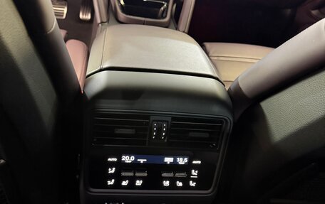 Porsche Cayenne III, 2024 год, 17 700 000 рублей, 16 фотография