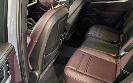 Porsche Cayenne III, 2024 год, 17 700 000 рублей, 17 фотография