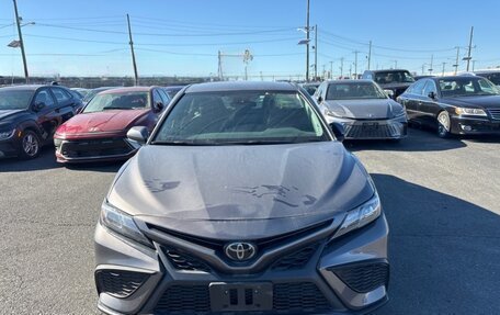 Toyota Camry, 2023 год, 2 900 000 рублей, 2 фотография