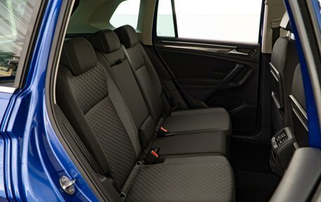 Volkswagen Tiguan II, 2018 год, 2 784 818 рублей, 7 фотография