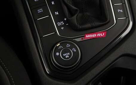 Volkswagen Tiguan II, 2018 год, 2 784 818 рублей, 17 фотография