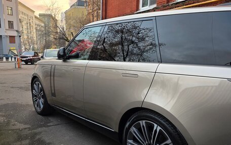 Land Rover Range Rover IV рестайлинг, 2023 год, 15 800 000 рублей, 3 фотография