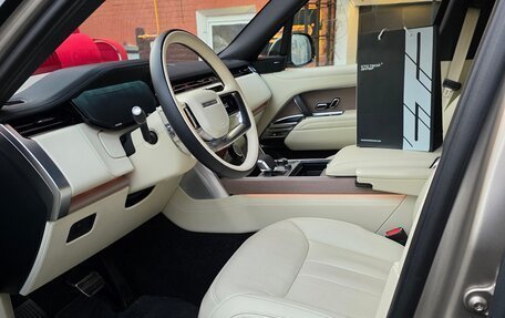 Land Rover Range Rover IV рестайлинг, 2023 год, 15 800 000 рублей, 4 фотография