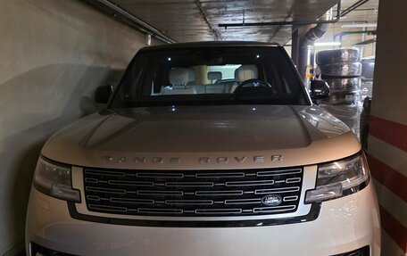 Land Rover Range Rover IV рестайлинг, 2023 год, 15 800 000 рублей, 5 фотография