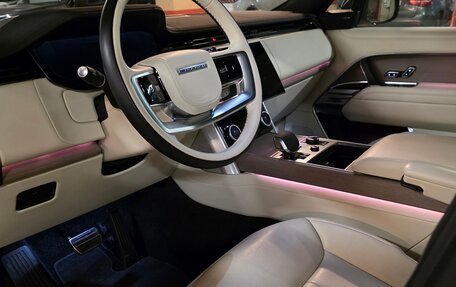 Land Rover Range Rover IV рестайлинг, 2023 год, 15 800 000 рублей, 16 фотография