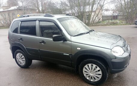 Chevrolet Niva I рестайлинг, 2011 год, 480 000 рублей, 5 фотография