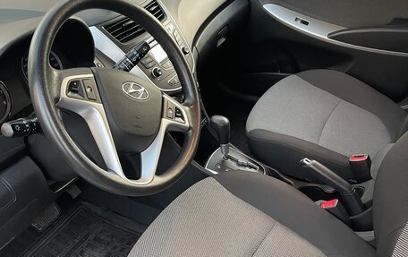 Hyundai Solaris II рестайлинг, 2011 год, 970 000 рублей, 12 фотография