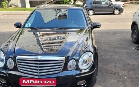 Mercedes-Benz E-Класс, 2007 год, 1 050 000 рублей, 10 фотография