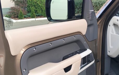 Land Rover Defender II, 2021 год, 7 900 000 рублей, 15 фотография