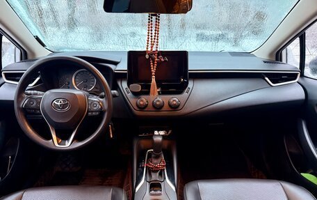 Toyota Corolla, 2021 год, 2 180 000 рублей, 4 фотография